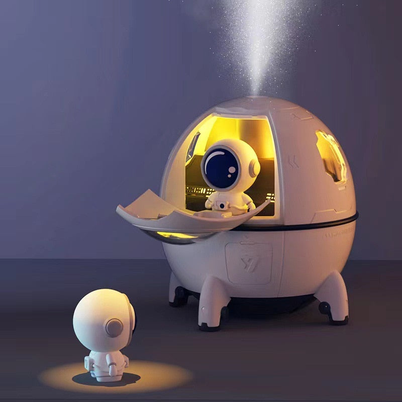 Astronaut Air Humidifier, Diffuser and Night Light